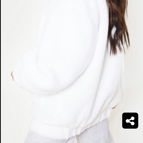 Pretty Little Thing White Oversized Borg Pocket Front Coat Size 10 - Picture 3 of 11